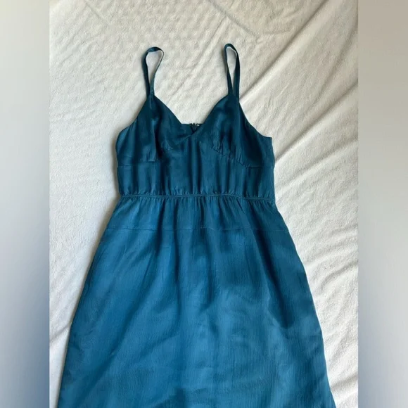 Teal Sleeveless Dress - Picture 3 of 4